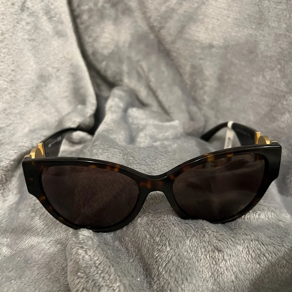 VERSACE Sunglasses - Picture 2 of 10